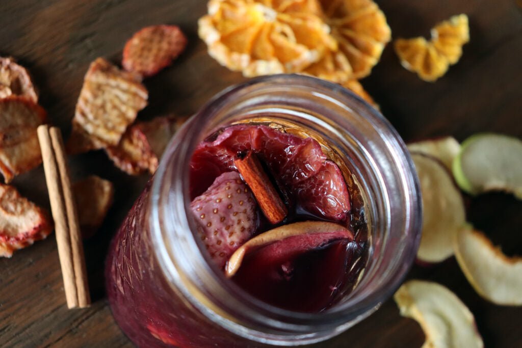 ドライフルーツを極旨サングリアの素に - BLUE BLUEBERRY FARM and orata.net online store