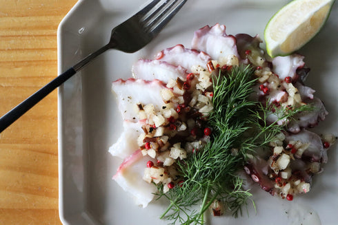 宮城県角田市の吉川果樹園さんが作る甘〜い梨はどこか懐かしいしっとりドライに。